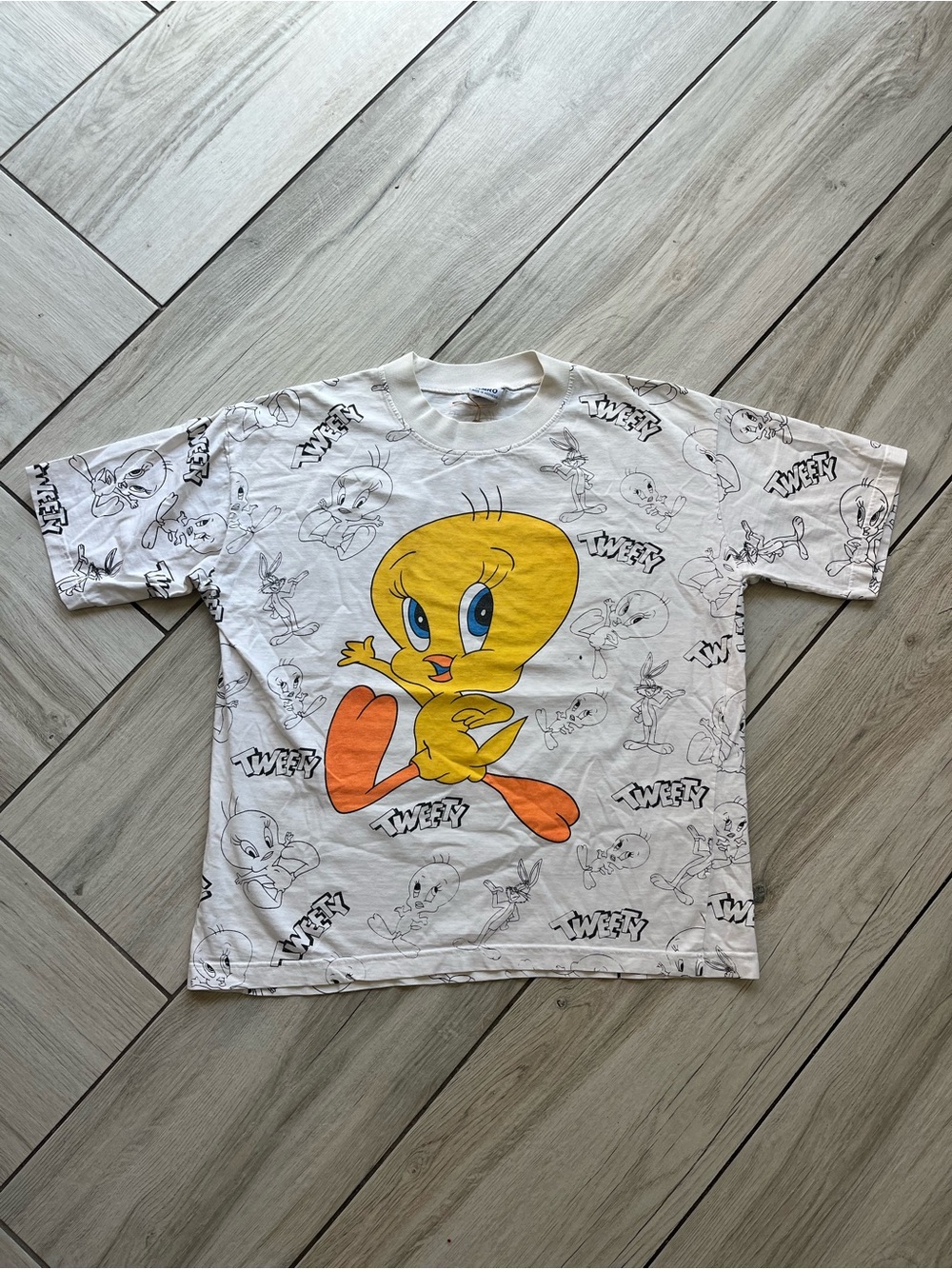 Men’s Y2K Tweety Bird AOP Shirt Size Medium